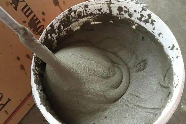 瓷磚膠水分減少加水?dāng)嚢柽€能繼續(xù)用嗎？